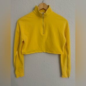 Superdown Yellow Half Zip-Up Crop Top Size XS Sweatshirt.